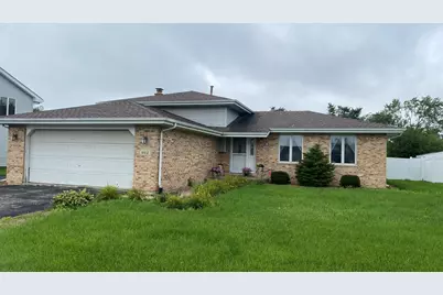 1602 Cozy Lane, Dyer, IN 46311 - Photo 1
