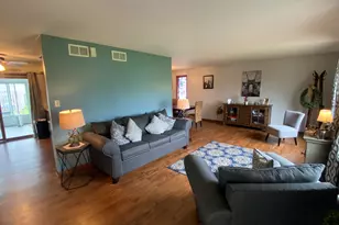 1602 Cozy Ln, Dyer, IN 46311 - Photo 2