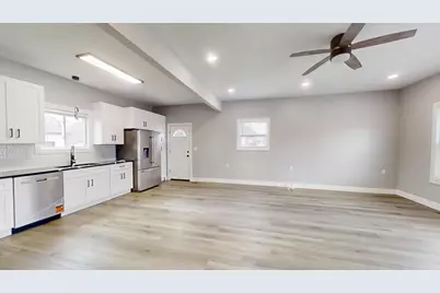 1333 W 21st Avenue, Gary, IN 46407 - Photo 8