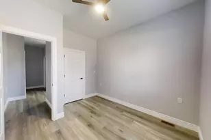 1333 W 21st Ave, Gary, IN 46407 - Photo 16