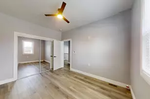 1333 W 21st Ave, Gary, IN 46407 - Photo 14