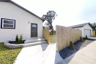 1333 W 21st Ave, Gary, IN 46407 - Photo 2