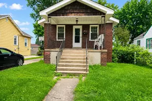 913 170th St, Hammond, IN 46324 - Photo 1