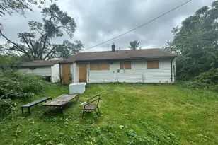 2601 Marshalltown Dr, Gary, IN 46407 - Photo 4