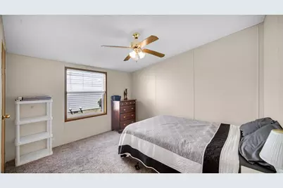 6877 S State Road 10, Knox, IN 46534 - Photo 30