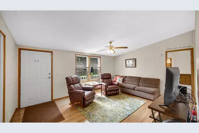 6877 S State Road 10, Knox, IN 46534 - Photo 24