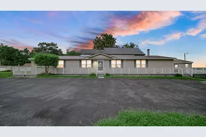 6877 S State Road 10, Knox, IN 46534 - Photo 8