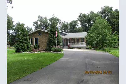 2365 N Four Seasons Court, Crown Point, IN 46307 - Photo 4