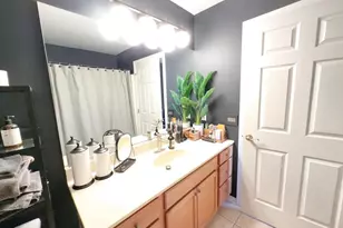 9835 Wildwood Cir, Munster, IN 46321 - Photo 16