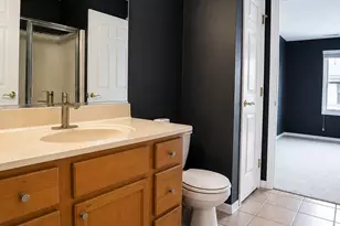 9835 Wildwood Cir, Munster, IN 46321 - Photo 12