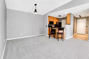 9835 Wildwood Cir, Munster, IN 46321 - Photo 4