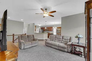 10370 White Sand Ln, Dyer, IN 46311 - Photo 12
