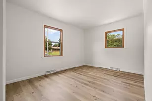 6592 W Michael Pl, Michigan City, IN 46360 - Photo 20