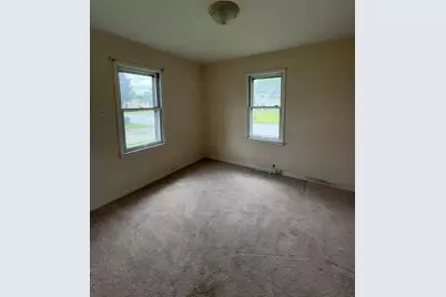 3600 Saint Joseph Place, Hobart, IN 46342 - Photo 8