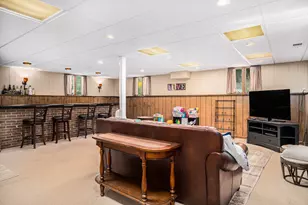 7650 W 84th Pl, Crown Point, IN 46307 - Photo 12
