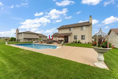516 Seminary Drive, Dyer, IN 46311 - Photo 2