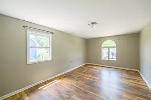 703 Dearborn Rd, Valparaiso, IN 46385 - Photo 30