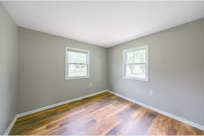 703 Dearborn Road, Valparaiso, IN 46385 - Photo 22