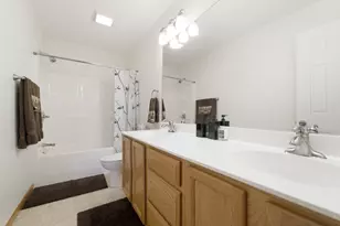 803 Olde Towne Square, Chesterton, IN 46304 - Photo 12