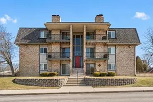 245 W Joliet St, Schererville, IN 46375 - Photo 16
