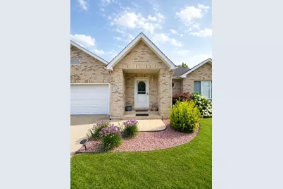 429 11th Circle SE, Demotte, IN 46310 - Photo 2