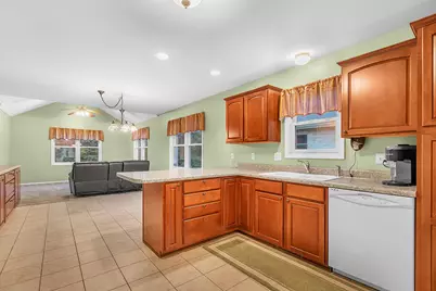 429 11th Circle SE, Demotte, IN 46310 - Photo 10