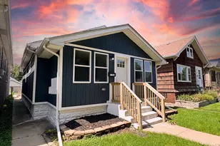 1724 Lake Ave, Whiting, IN 46394 - Photo 2