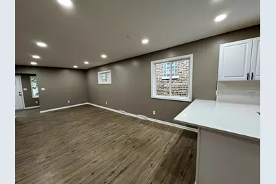 1724 Lake Avenue, Whiting, IN 46394 - Photo 6