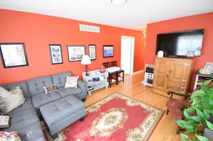 413 N Weston St, Rensselaer, IN 47978 - Photo 4