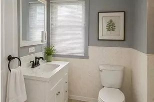 1084 E 36th Ave, Gary, IN 46409 - Photo 6