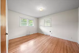 3605 Sunset Dr, Valparaiso, IN 46383 - Photo 18