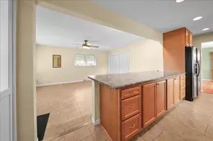 3605 Sunset Dr, Valparaiso, IN 46383 - Photo 12
