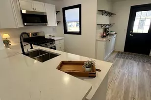 229 E Beam St, Chesterton, IN 46304 - Photo 8