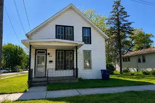415 Cleveland, Michigan City, IN 46360 - Photo 1