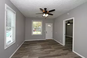 606 S Market St, Winamac, IN 46996 - Photo 12