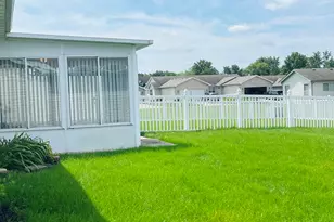 7670 Jackson St, Merrillville, IN 46410 - Photo 8