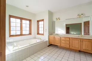 292 W 500 N, Valparaiso, IN 46385 - Photo 24