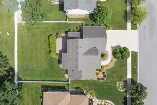 3170 Maryann Ln, Dyer, IN 46311 - Photo 8