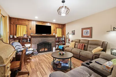 3328 E 73rd Avenue, Merrillville, IN 46410 - Photo 4