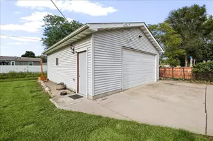770 Mohawk Dr, Lowell, IN 46356 - Photo 24