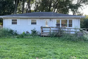 3028 Oakwood St, Portage, IN 46368 - Photo 1