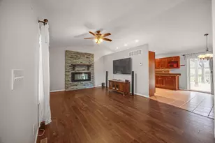 17472 Hawthorne Dr, Lowell, IN 46356 - Photo 2
