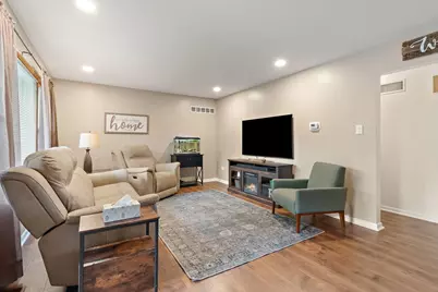 610 N Indiana Street, Griffith, IN 46319 - Photo 6