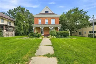 306 Jefferson St, Valparaiso, IN 46383 - Photo 4
