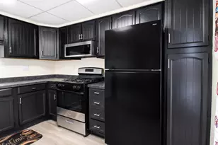 347 E 60th Dr, Merrillville, IN 46410 - Photo 10