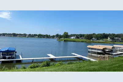 2523 E Lakeshore Drive #C-17, Crown Point, IN 46307 - Photo 12