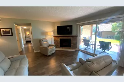 2523 E Lakeshore Drive #C-17, Crown Point, IN 46307 - Photo 14