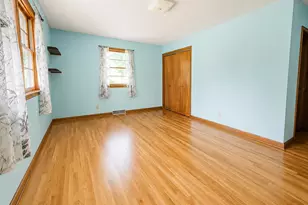 4126 E 31st Ave, Hobart, IN 46342 - Photo 10