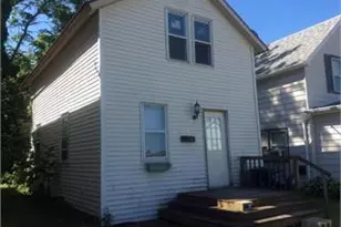 332 Grove St, La Porte, IN 46350 - Photo 2