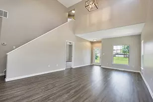 9278 Norris Dr, Hobart, IN 46342 - Photo 8